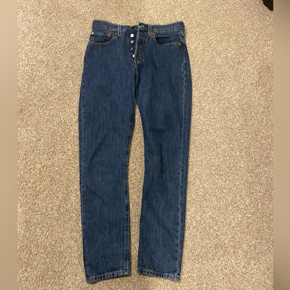 Levi’s straight leg jeans